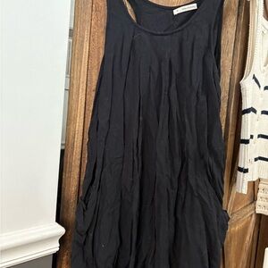 Black Sleeveless Women's Top